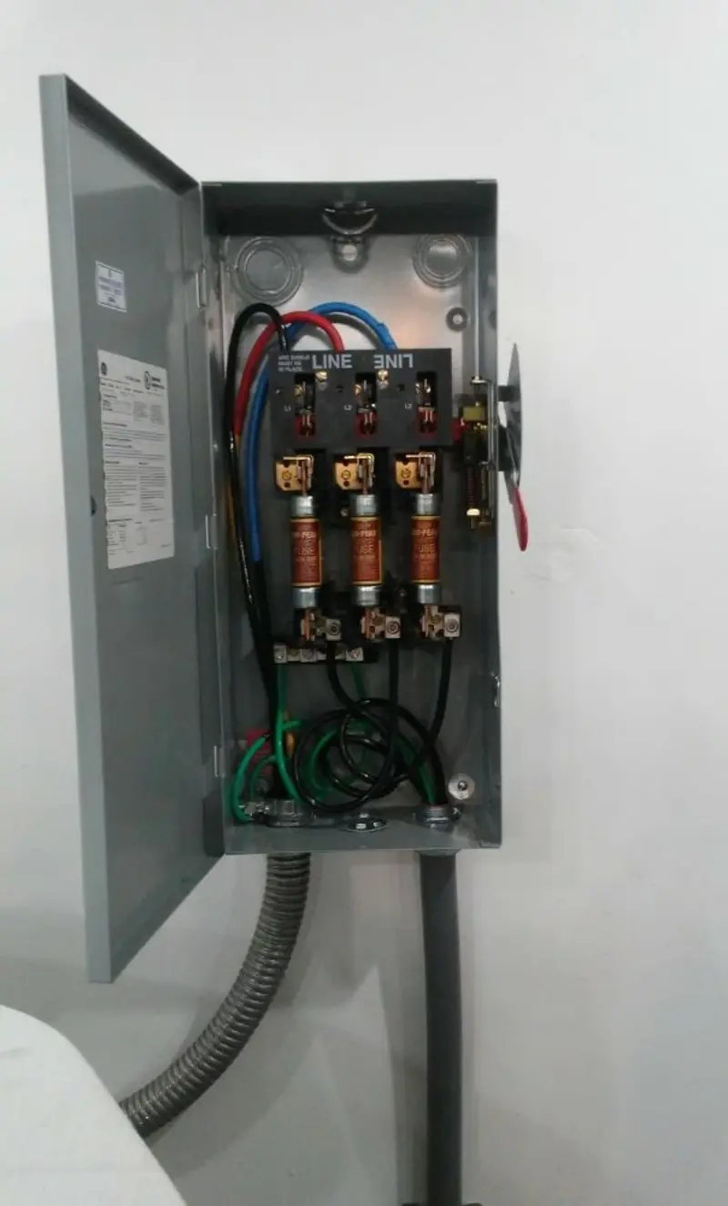 Three-phase disconnect switch installed for Electrical Wiring & Rewiring in Lake Forest
